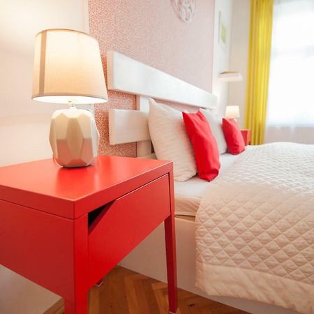 Spacious Stylish Apartment In Old Town Hermannstadt Exterior foto