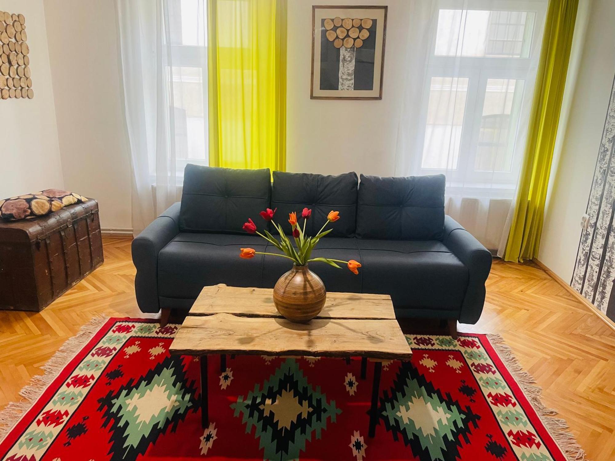 Spacious Stylish Apartment In Old Town Hermannstadt Exterior foto