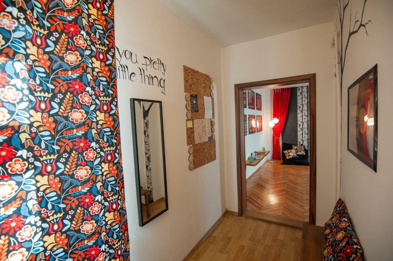 Spacious Stylish Apartment In Old Town Hermannstadt Exterior foto